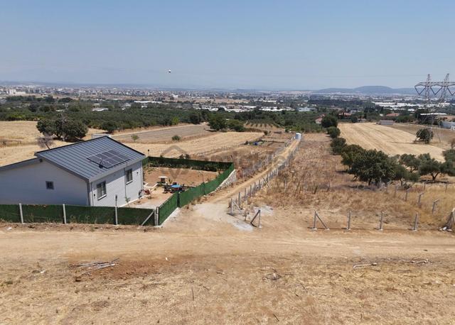 Menderes Turyap'tan Dereköy'de Hisse Tapulu 372m² Satılık Tarla
