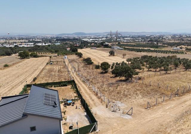 Menderes Turyap'tan Dereköy'de Hisse Tapulu 372m² Satılık Tarla 4