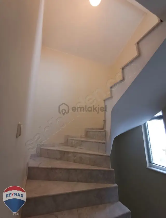 Remax Rıdvan Gedik Serdivan Bahçeli 170m2 Müstakil Dublex Ev 5