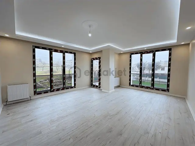 Büyükçekmece Celaliyede Sıfır Lüks Kiralık Daire 1