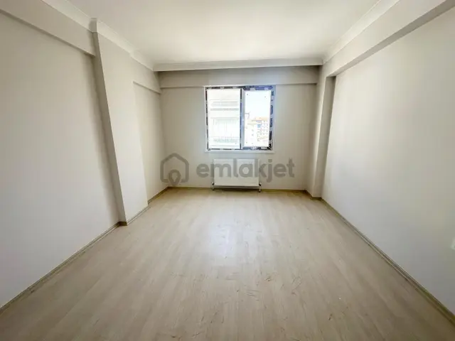 Ankara Keciören Hisar Mahallesinde Fırsat 3+1 Ara Kat Daire 1