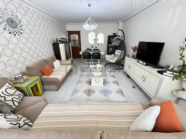 Barışyolu Refik Saydam Cad. Yakını Asansörlü Bina 3+1 Bağımsız 4