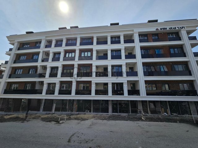 Küçükyalı Mektep Cd.'de Yeni 34m2 Bahçe Teraslı 2+1 Satılık Daire Küçükyalı Mektep Cd.'de Yeni 34m2 Bahçe Teraslı 2+1 Satılık Daire