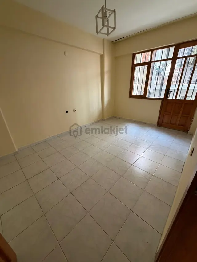 Demetten Umut Mah 2+1 Giriş Kat Balkon Kiralık Daire .. 2