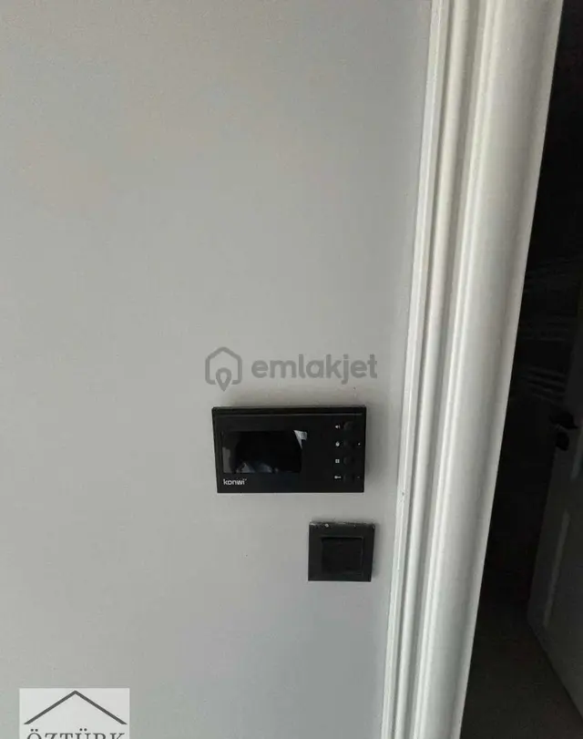 Körfezde Deniz Manzaralı Ve Doğayla İç İçe Satılık 1+1 2