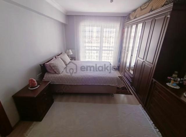 Buğra Dan Elvan Mah Full Yapılı Ara Kat Güney Cephe Geniş Daire 3