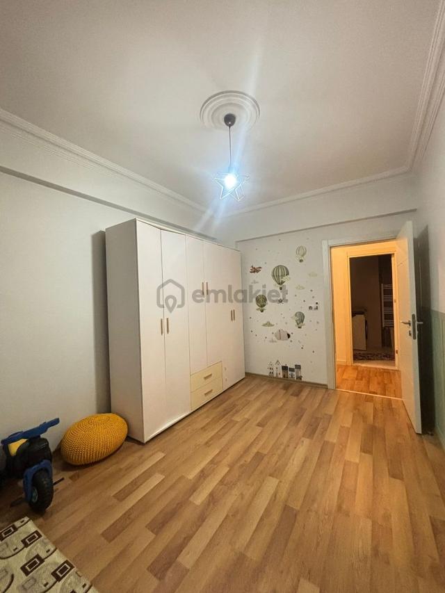 Çağlak Gayrimenkul Den Aksaray Sitelerinde Satılık Daire 3+1 2