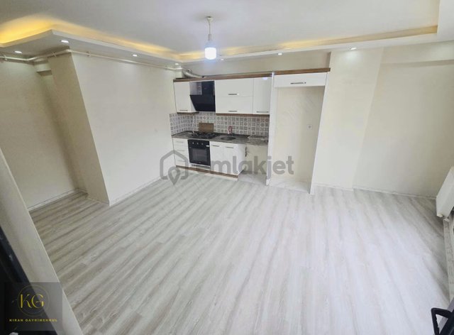 Kıran Gayrimenkulden Muradiyede Satılık 2+1 Arkat Sıfır Daire Kıran Gayrimenkulden Muradiyede Satılık 2+1 Arkat Sıfır Daire