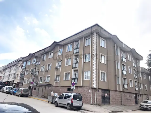 Buewo'dan / Büyükdere'de / 3+1 / Ara Kat / 135 M²/ Tamamen Yenilenmiş Daire 1
