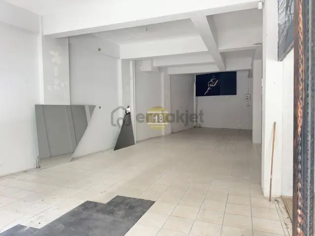 Hb'den Kiralık Dükkan, Geniş Cepheli, Merkezi Konumda 2