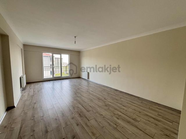 Tuna Gayrimenkul / Kiralık / 4+1 / Site İçerisinde Tuna Gayrimenkul / Kiralık / 4+1 / Site İçerisinde