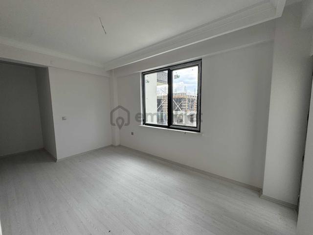 Sağlam Emlaktan Fatihte Satılık Asansörlü Sıfır Lüks 4+1 Daire 5