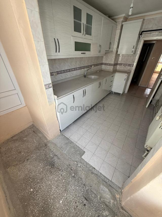 Koza Emlaktan Akşemsettin Mahalesinde Katta Masrafsız 3+1 Satılık Daire 5