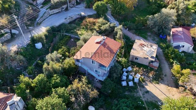 Marmaris Selimiyede Denize Yakın Satılık 2 Katlı Müstakil Ev 4