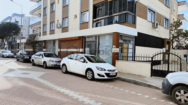 Menemen İnönü Mahallesinde 3 Cepheli, 300 M² Görünürlüğü Yüksek 2