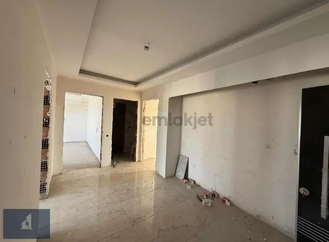 Kadir Dikici'den Gold Garden'da İçi Boş Satılık 3,5+1 Daire 5