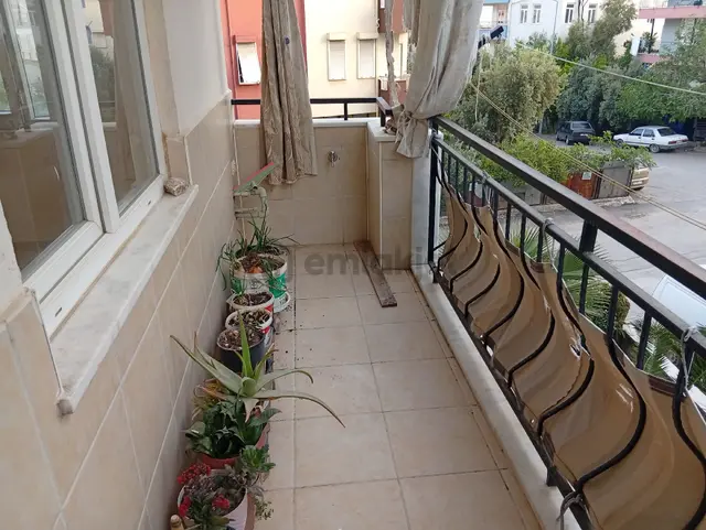 İdamax'tan Merkezi Konumda 3+1 Asansörlü Kiralık Daire 3