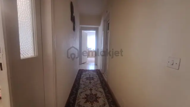 Üniversite /il Emniyet Md.lüğü Yakını Yeşilyurt Sit. Satılık 3+1 5