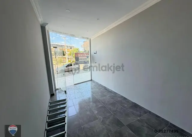 Güzelçamlı Mıllı Park Gırışınde, Ana Cadde Üzerı, 19 M² Kıralık Dükkan! 3