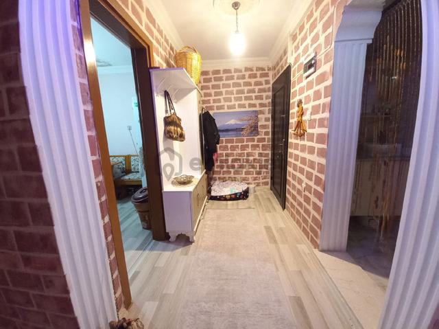 Bergama Şehir Manzaralı Ful Tadilatlı Doğalgazlı Cam Balkonlu 3+1 Geniş Satılık Daire 5