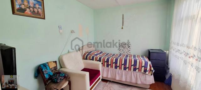 Derbent Mahallesinde Satılık 4+1 Müstakil Ev 4