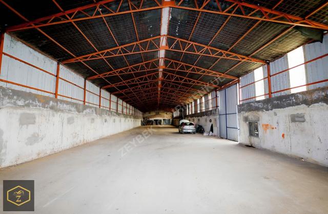Zeybek Emlaktan Tırnova Mah. 900m2 Kiralık Depo 5
