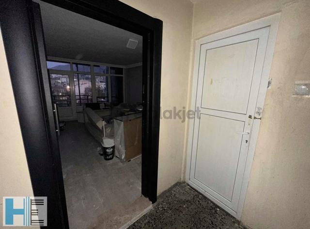 Heykelde Ünlü Cadde De Satılık Fırsat 20m2 Dükkan 4