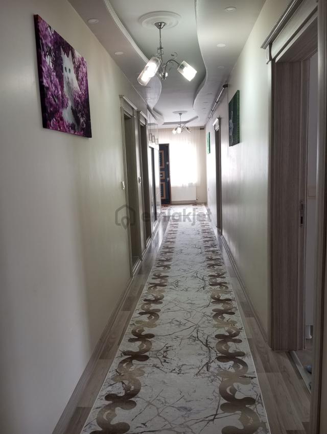 Bardakçı Mahallesinde Satılık 2 Katlı Müstakil Ev Ve Arsası 5