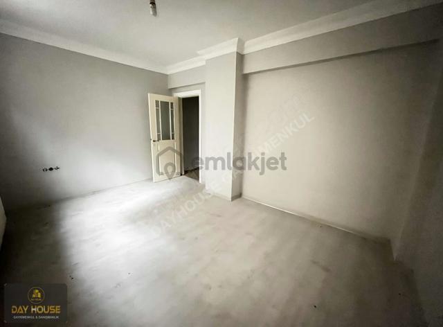 Day House'den 3+1 Zübeyde Hanım'da Bahçe Kat 4