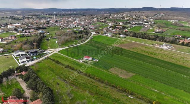Çatalca Kabakça'da Satılık 1.792 M² Asfalt Kenarı Tarla 4