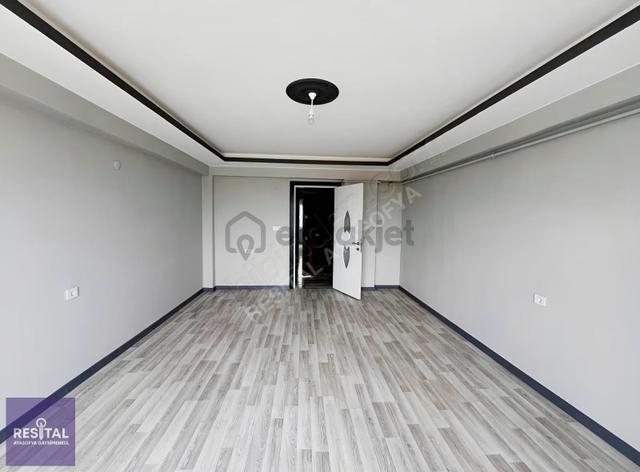 Üçevler'de Yola Cephe Satılık 2+1 Dubleks Daire 1
