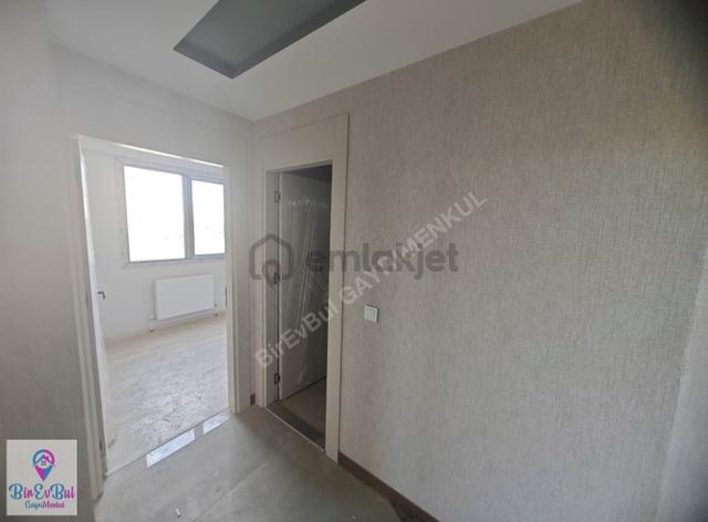 Üçkuyular Furkan Yapıda 2.5+1 Acil Satılık Daire 5