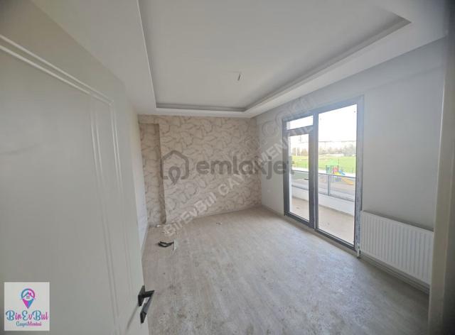 Üçkuyular Furkan Yapıda 2.5+1 Acil Satılık Daire 4
