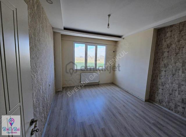 Fabrika Mah.de Fiyat Düştü Acil Satılık 3+1 Daire 5