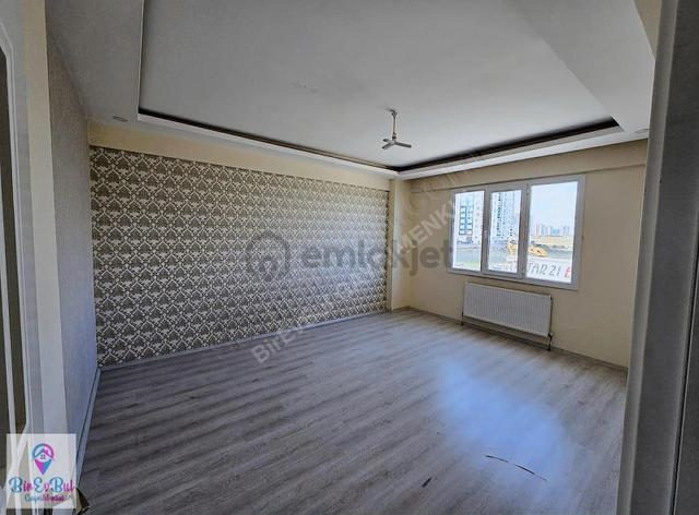 Fabrika Mah.de Fiyat Düştü Acil Satılık 3+1 Daire 4