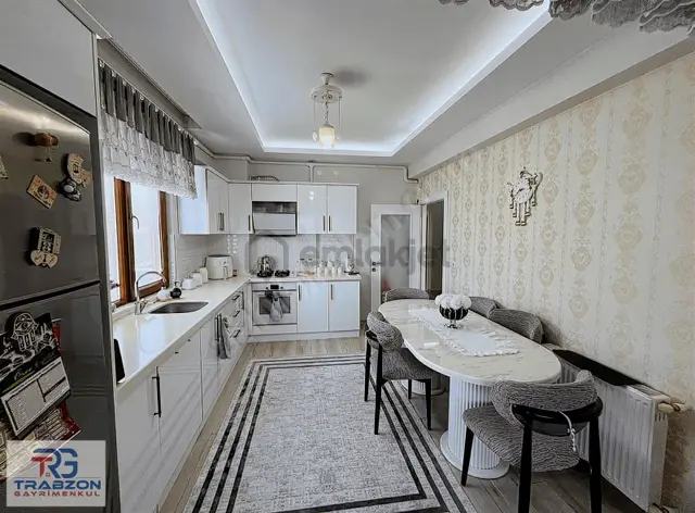 Çukurçayır Öz Kaymakılda Satılık Deniz Manzaralı 3+1 Daire 4