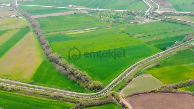 Altıeylül Pamukçu'da Satılık Tarla 4