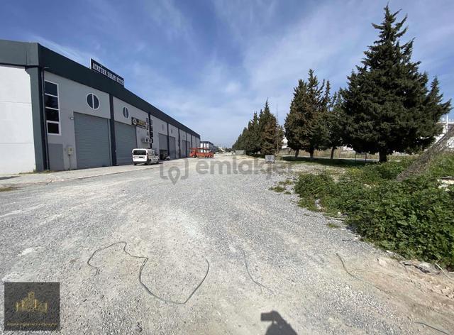Manisa Akhisar Efem Gayrimenkulden Hürriyette Kiralık Dükkan!!! 3