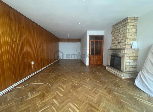 Çarşı Merkezinde Geniş Ferah 3+1 165 M² Şömineli Kiralık Daire Çarşı Merkezinde Geniş Ferah 3+1 165 M² Şömineli Kiralık Daire