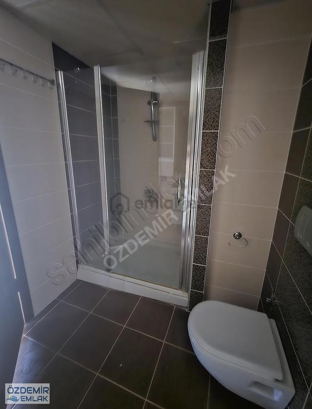 Özdemir Emlaktan Site İçerinde Kiralık Ara Kat 3+1 Daire 4