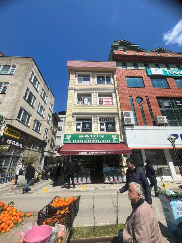 Ordu Merkezde Orta Caminin Karşısında 4katlı Komple Satılık Bina Ordu Merkezde Orta Caminin Karşısında 4katlı Komple Satılık Bina