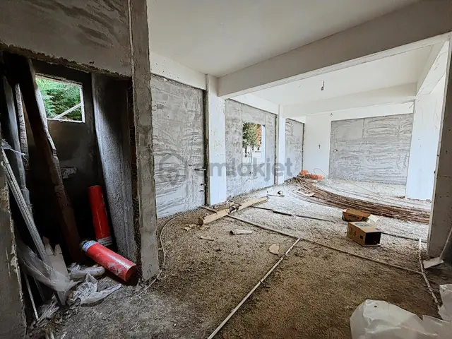 Yalova Kadıköy Okullar Bölgesinde Satılık Dükkan 2