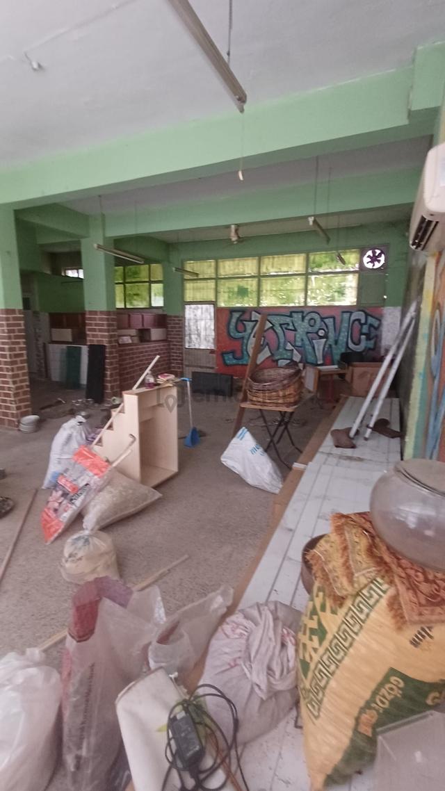Gaziemir Aktepe'de Uygun Fiyatlı Kiralık Dükkan 2