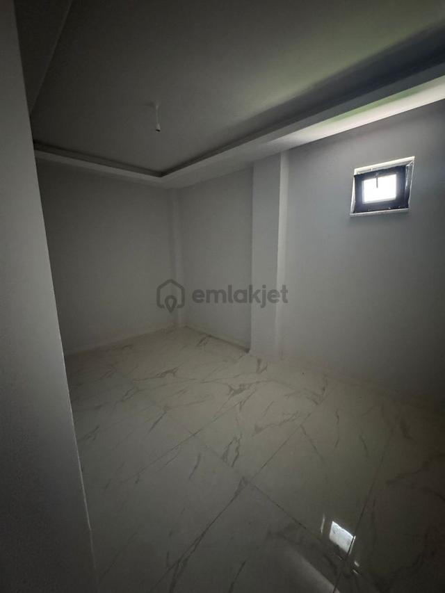 Çınarcık'da Fırsat Ters Dubleks Daire 5