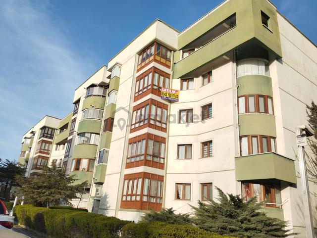 Etimesgut Güzelkent Metromall Avm Yakını Satılık 3+1 Daire. Etimesgut Güzelkent Metromall Avm Yakını Satılık 3+1 Daire.