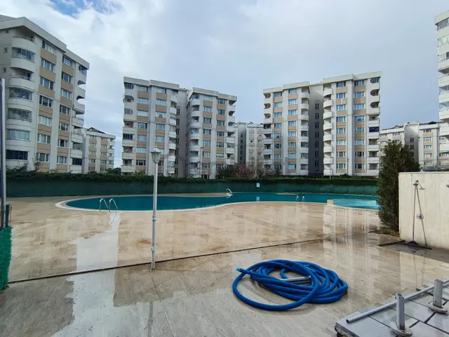 Çekmeköy Paradise City Satılık Ultra Lüks 3+1 Ara Kat Daire 2