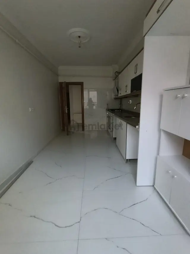 Çamlıca Da Satılık 2+0 Daire 3