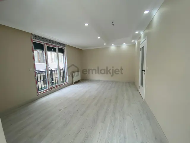 Bahçelievler Sfır Daire 1.kat 3+1 Kapalı Oto Parklı Asansörlü 1