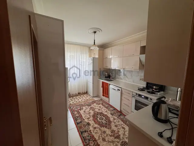 Bilgen Vatan'dan 23 Nisan Genç Bina Cadde Yakını Asansörlü 3+1 Ara Kat 140 M2 Satılık Daire 1