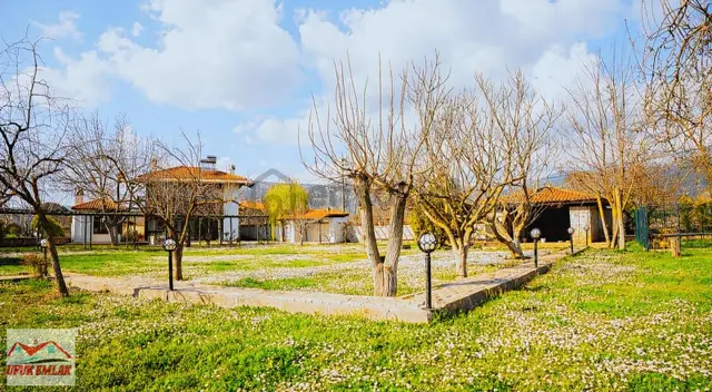 Karabağlar'da Butik Otel / Villa Projesine Uygun Taş Malikâne 4